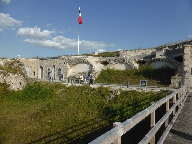 P1100892
